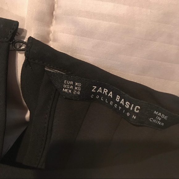 Zara jumpsuit - Picture 2 of 2